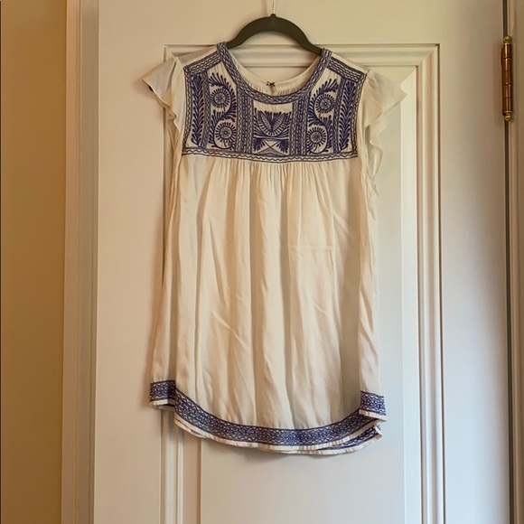 Joie Tops - Joie embroidered flutter sleeve top